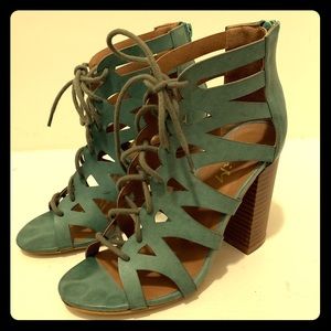Turquoise, lace up heals